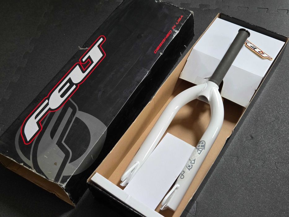 Nowy widelec do BMX FLET Bikes Cr-Mo biały