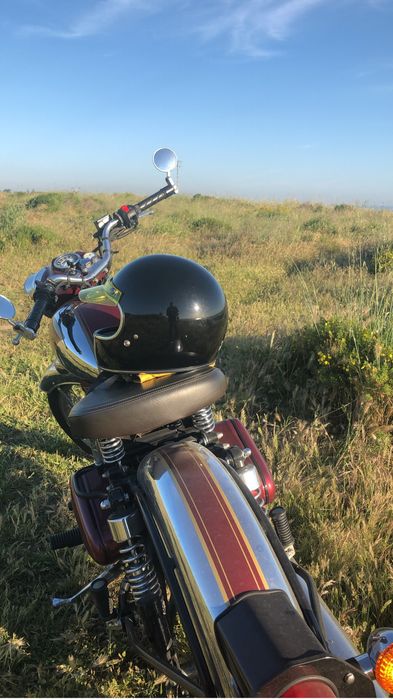 Royal Enfield Classic 500