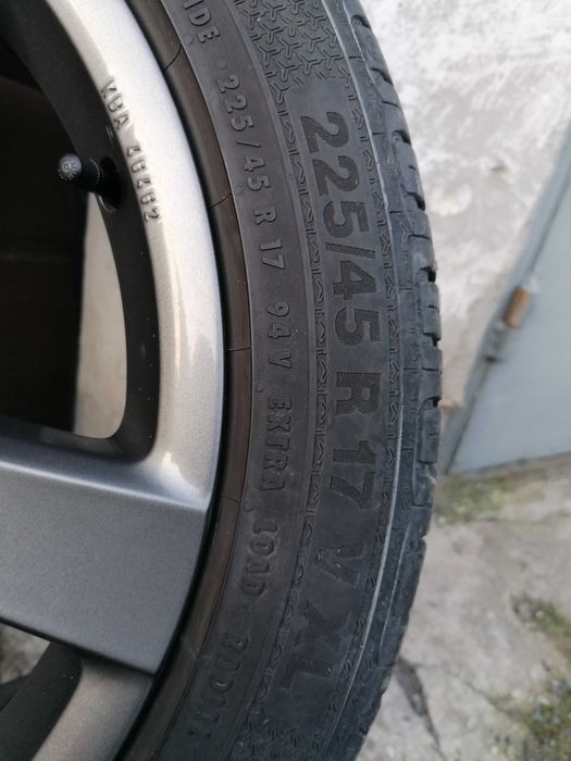Koła aluminiowe letnie opony 225/45/17 stan bardzo dobry