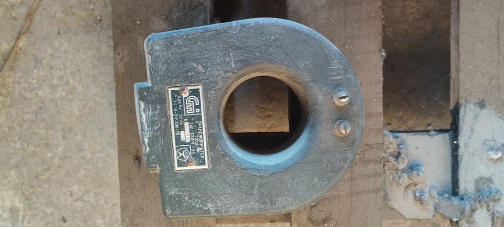 Трансформатори струму ТПЛУ 10 У21