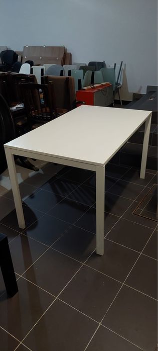 Mesa do ikea branca