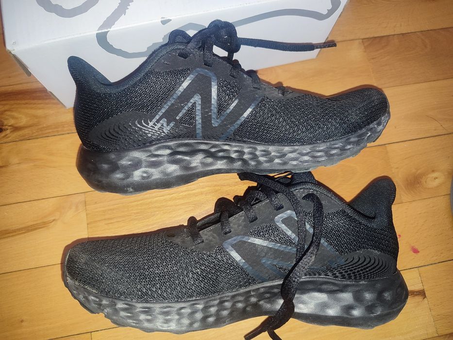 Buty wiosna lato new balance r.37(23.5 cm)