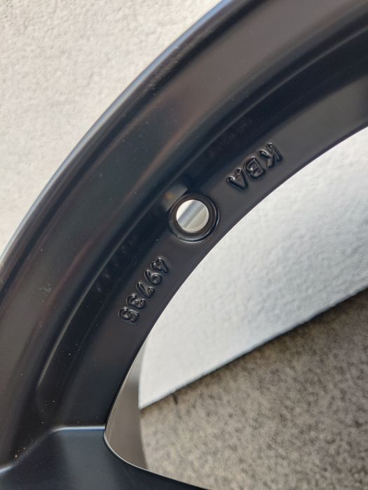 Alufelgi Dezent 18" 5x112 VW Audi Mercedes Skoda Seat