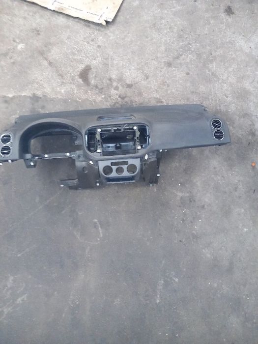 Deska rozdzielcza volkswagen golf 5 plus