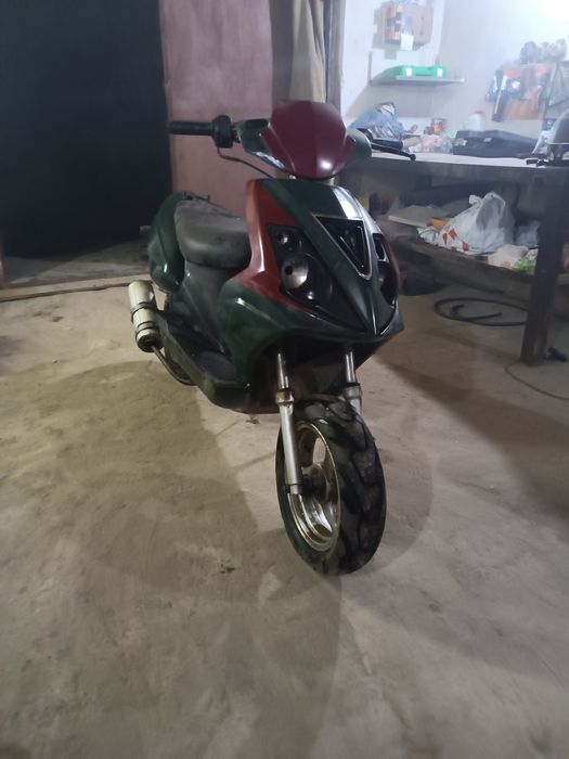 Продам скутер не на ходу