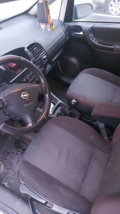 Vendo negociável Zafira 7Lug. com kit gas