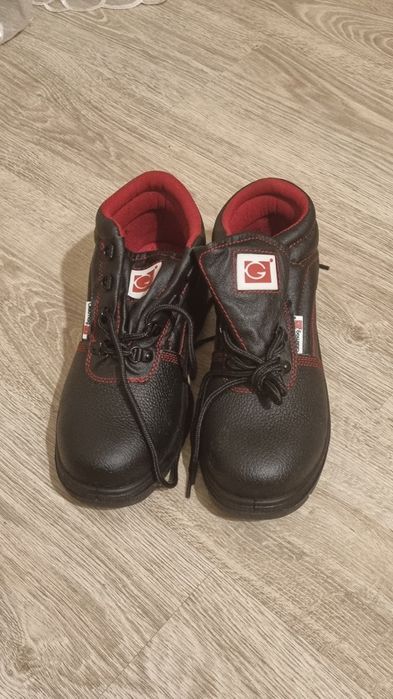 Buty robocze Galmag rozmiar 40 NOWE