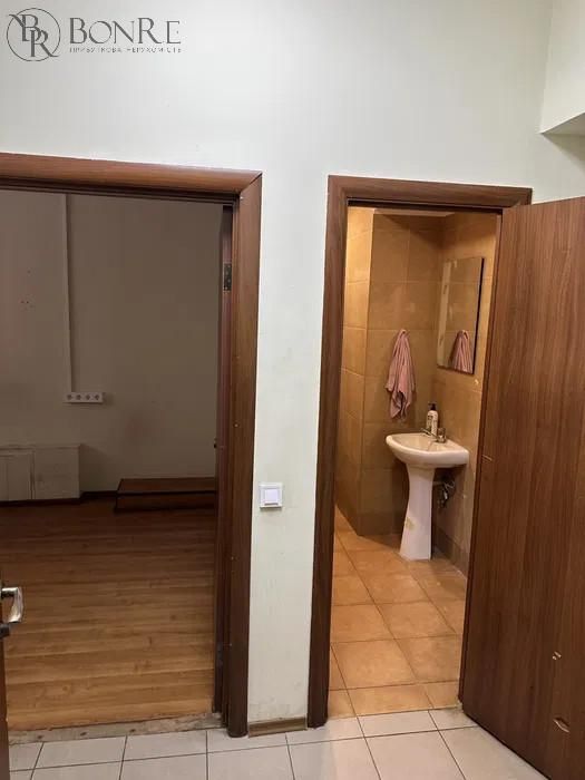 Оренда, Торгове, Фасад, Авіаконструктора Антонова, 170м2.