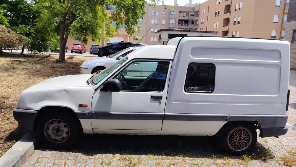 Vende /Troca Renault Express 1.9 Diesel