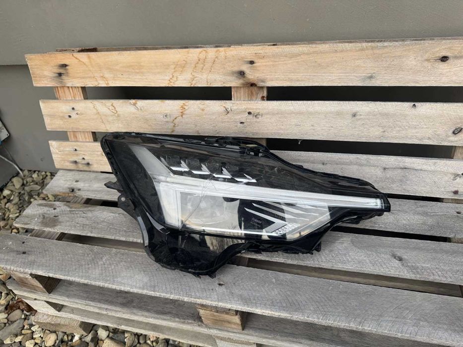 Фари на запчастини Polestar 2