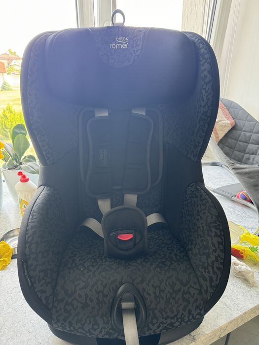 Автокресло britax romer