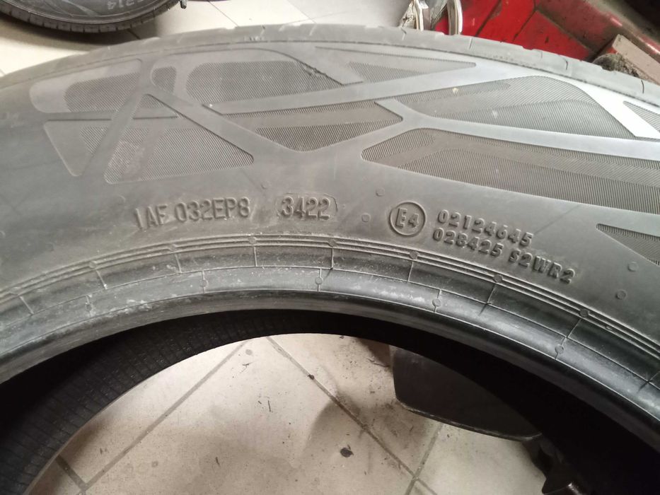 225/60 R18 104V Continental EcoContact 6