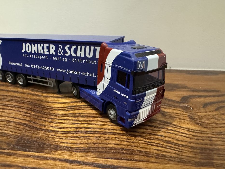 DAF XFJonker&Schut AWM 1:87 H0