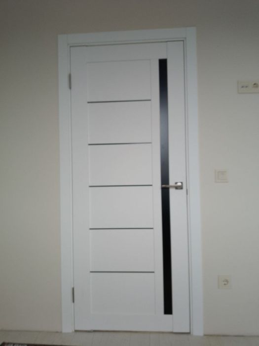 Монтаж міжкімнатних дверей.