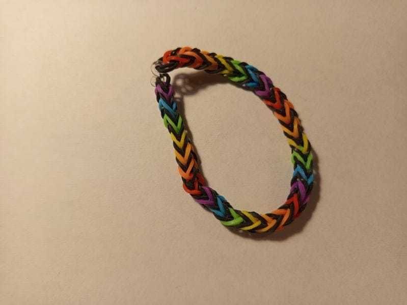 Bransoletki robione ręcznie