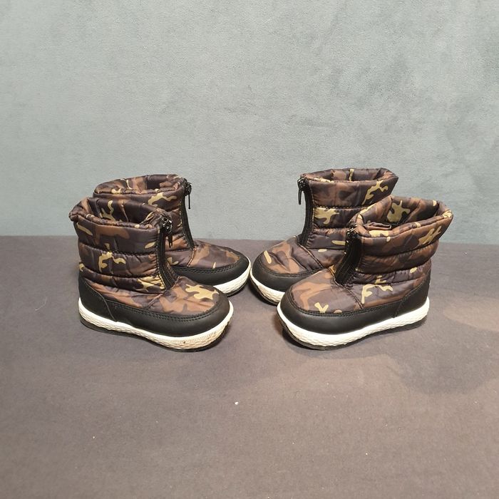 Sinsay śniegowce camo buty zimowe camo bliźniaki wełna 22
