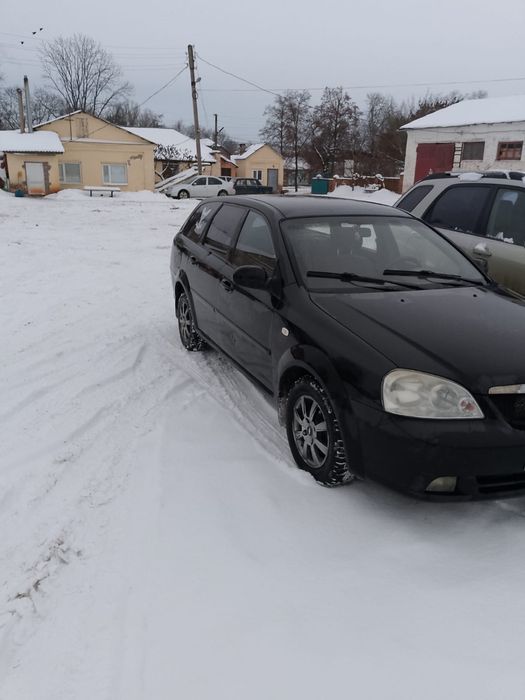 Продам Шевроле Лачеті