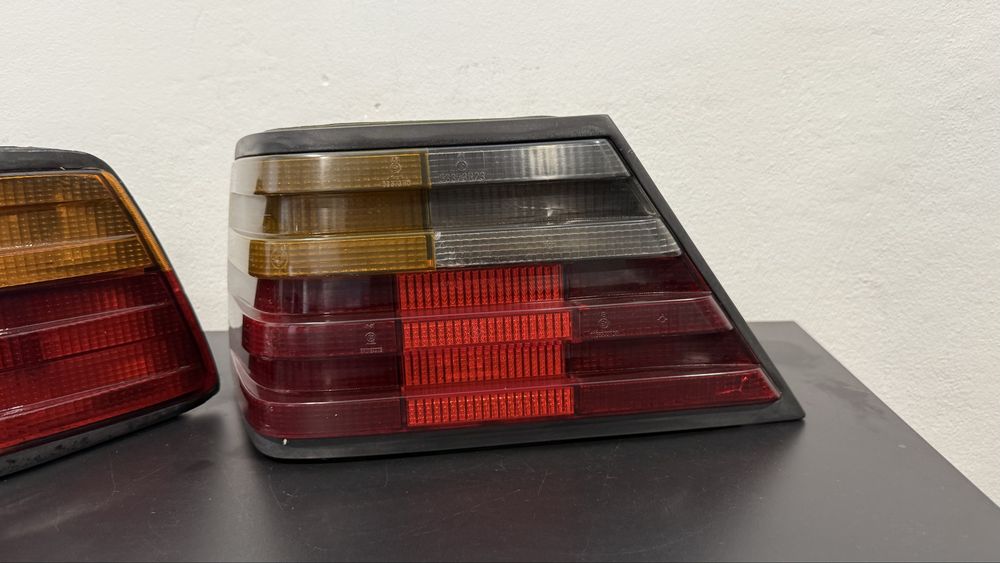 Farolins traseiros mercedes w124 200D