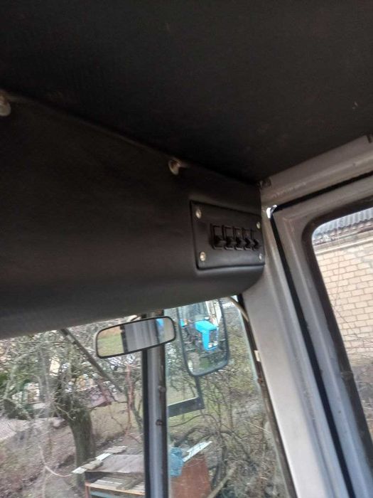 Фронтальний навантажувач ТО-30 (амкодор)