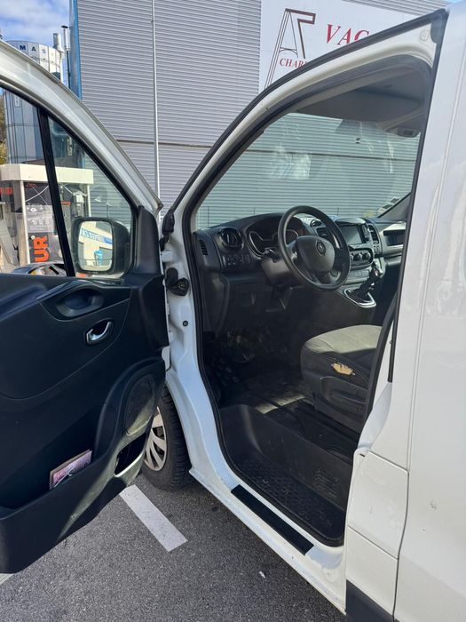 Renault trafic 3
