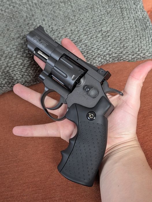 PR-725 Revolver de Pressão