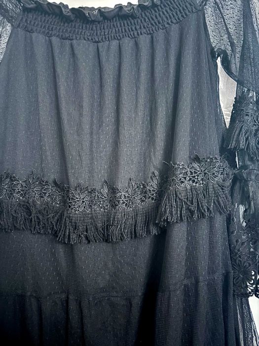 KORONKOWA sukienka z frędzlami odkryte ramiona M L