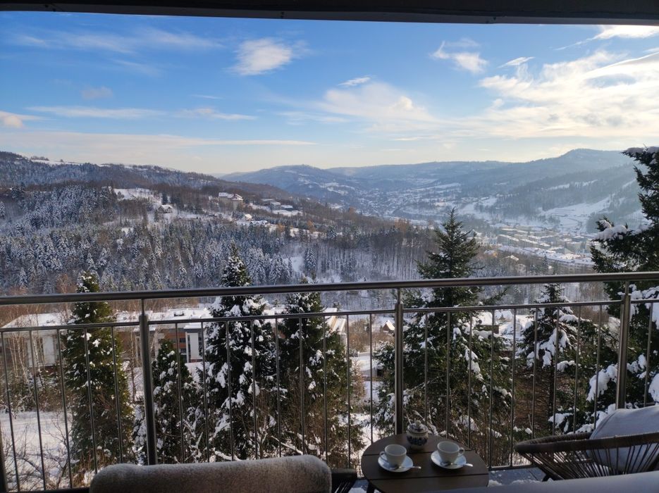 Apartament widokowy z balkonem