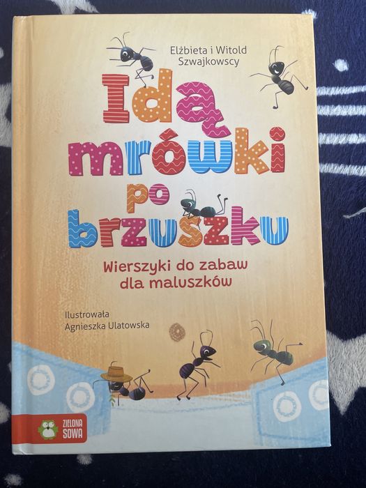 Idą mrówki po brzuszku. Wierszyki do zabaw