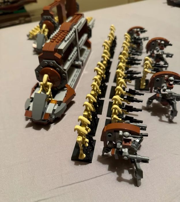 Конструктор Star Wars Авианосец Торговой Федерации  539 шт блоков лего