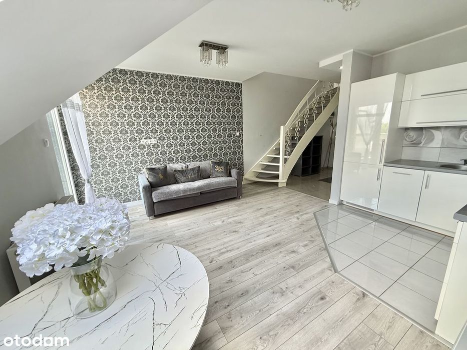 48 M Dwa Poziomy Duży Balkon 9 M / 2 Miejsca Postojowe Winda Poświętne - Widok 2