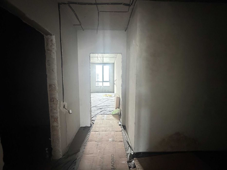 Продаж 1 кімнатної видової квартири в ЖК Royal Hill в с. Лисиничі по вул. Золота 2