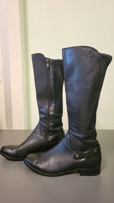 Чоботи жіночі шкіряні