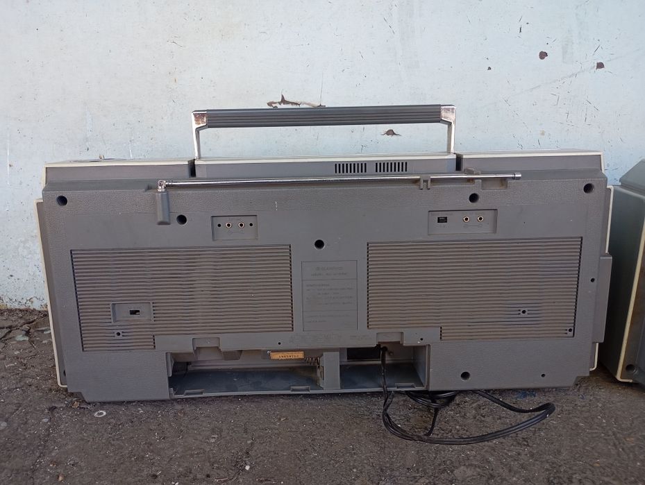 Магнитолы двух кассетные Sanyo