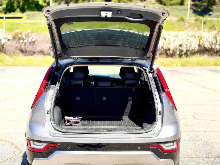 Kia Niro Ex      2023
