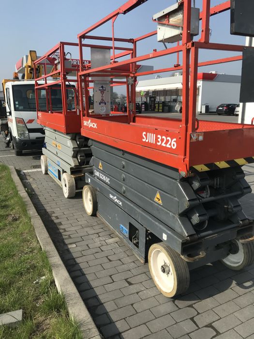 Wynajem podnośnik zwyżka podest ruchomy rusztowanie