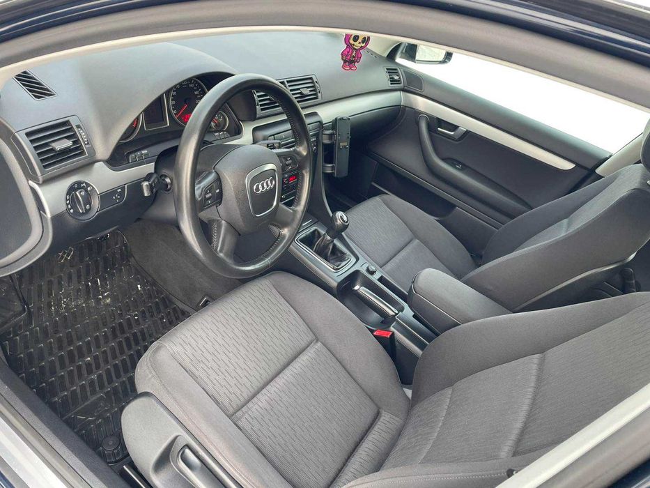 Audi A4 B7 , 2.0 mpi , 2005.