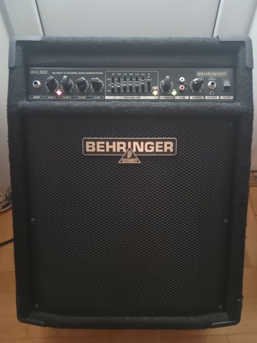 Комбопідсилювач  Behringer ULTRABASS BXL900