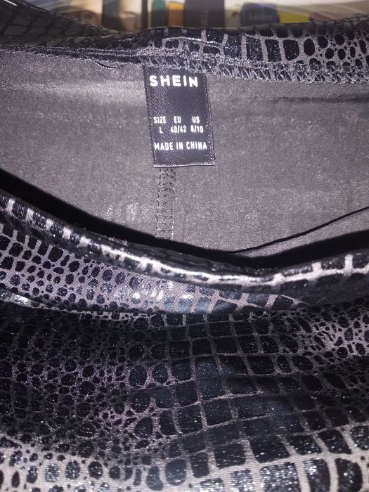 Spódnica mini rozm. L obcisła