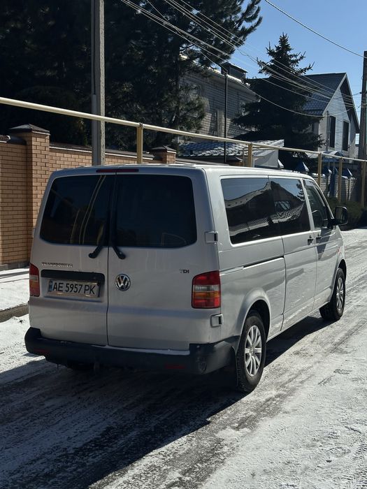 Volkswagen T5 2.5 автомат 217т км