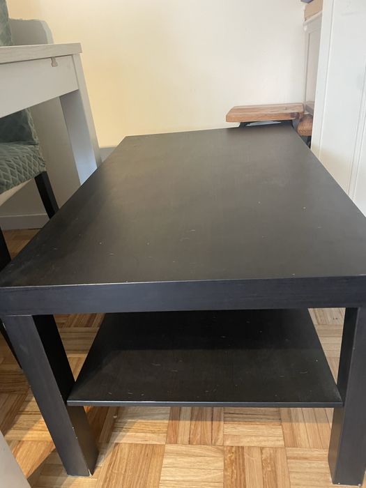 Mesa de centro IKEA preta