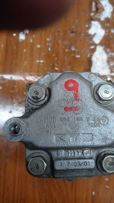 Bomba de Direção Volkswagen Audi Seat REF: 1 J 0 4 2 2 1 5 4 B