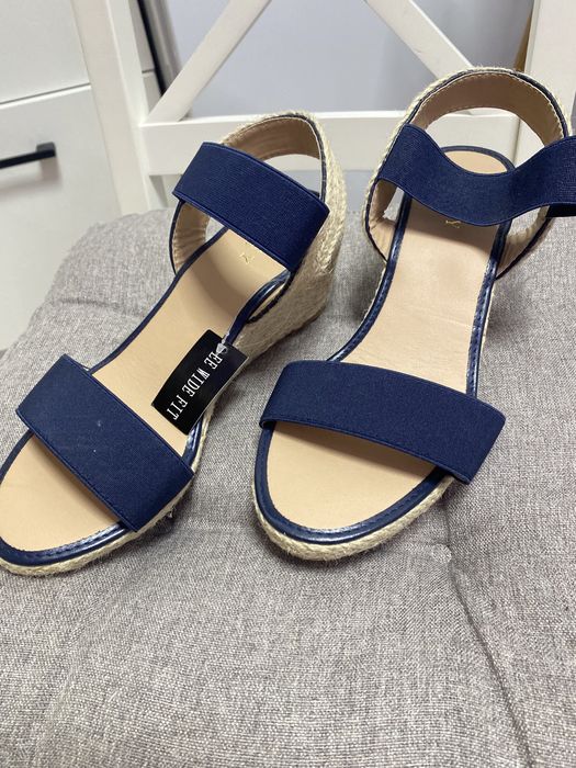 Жіночі босоніжки Lipsy