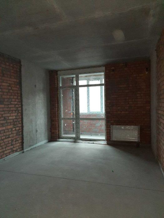 ВВЕДЕНО В ЕКСПЛУАТАЦІЮ! Без комісії! 5 поверх.Продаж 1-кім., ЖК"Генезис",м.Шулявська.До центру - 10хв. Індустріальний провулок. Програми. Переуступка