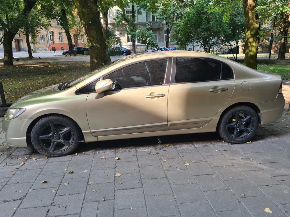 Продам Хонда сивик 2007