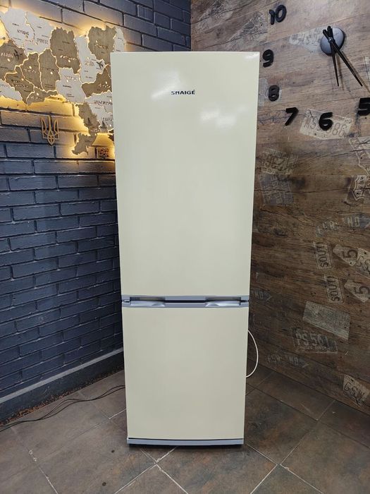 Холодильник Beko, NoFrost, 176×60×60. Техніка з Європи