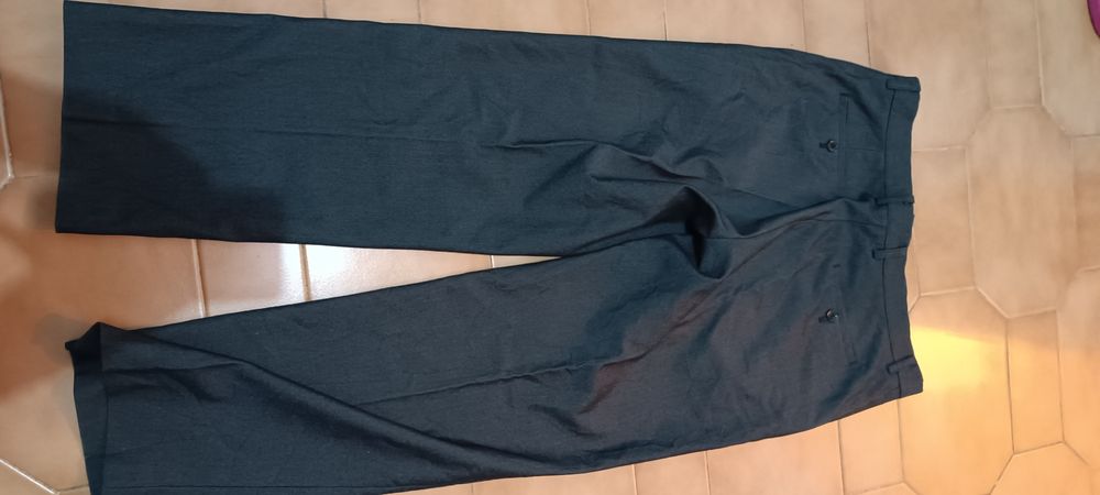 Calças Sociais Elegantes( 10€ por calça)