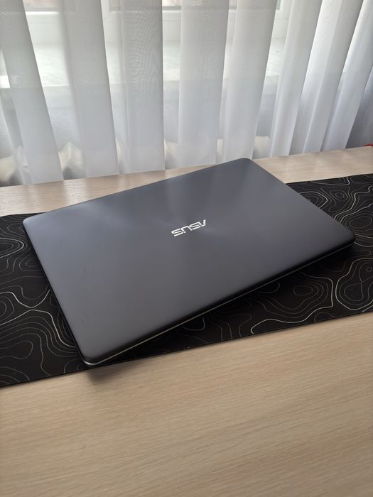 Ноутбук asus vivobook 17