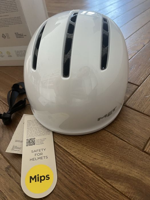 Kask MET Vibe Mips S 52-56 cm nowy