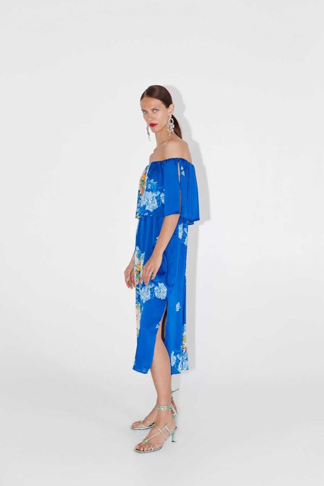 Zara niebieska sukienka off shoulder kwiaty M