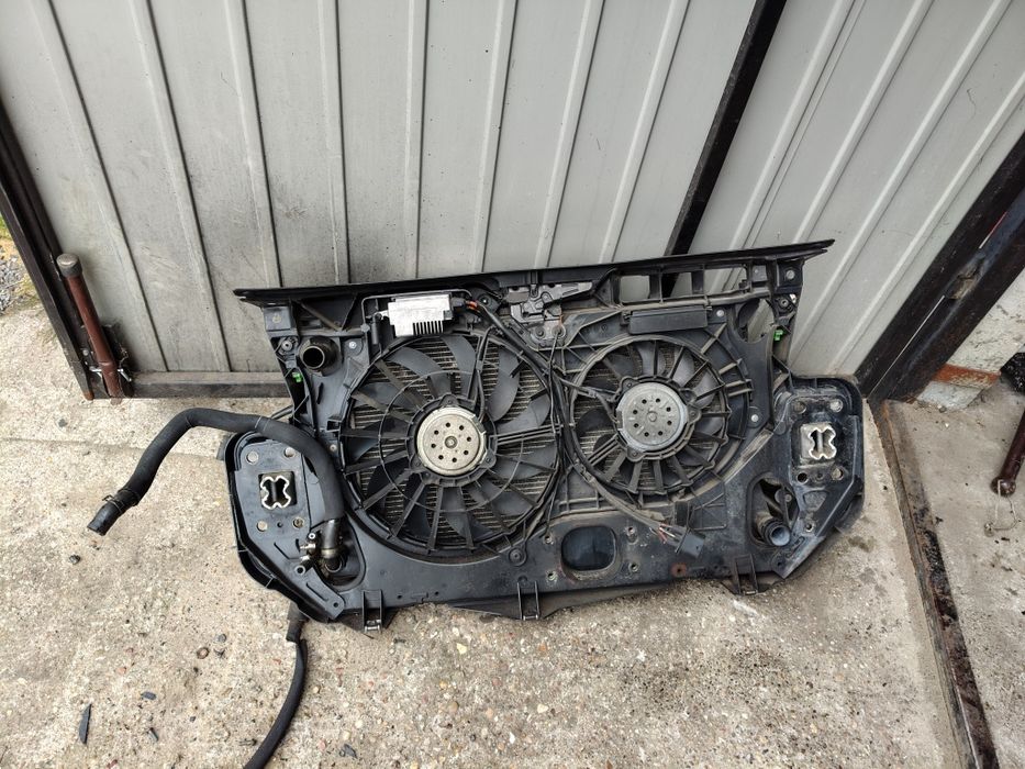 Pas przedni a6 3.2 fsi komplet wentylatory